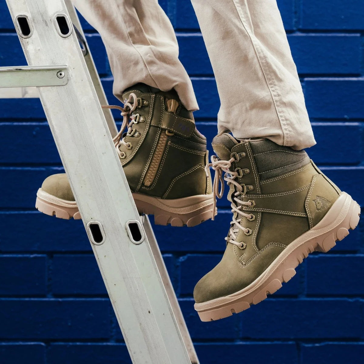 Steel Blue Southern Cross Zip Ladies - Khaki